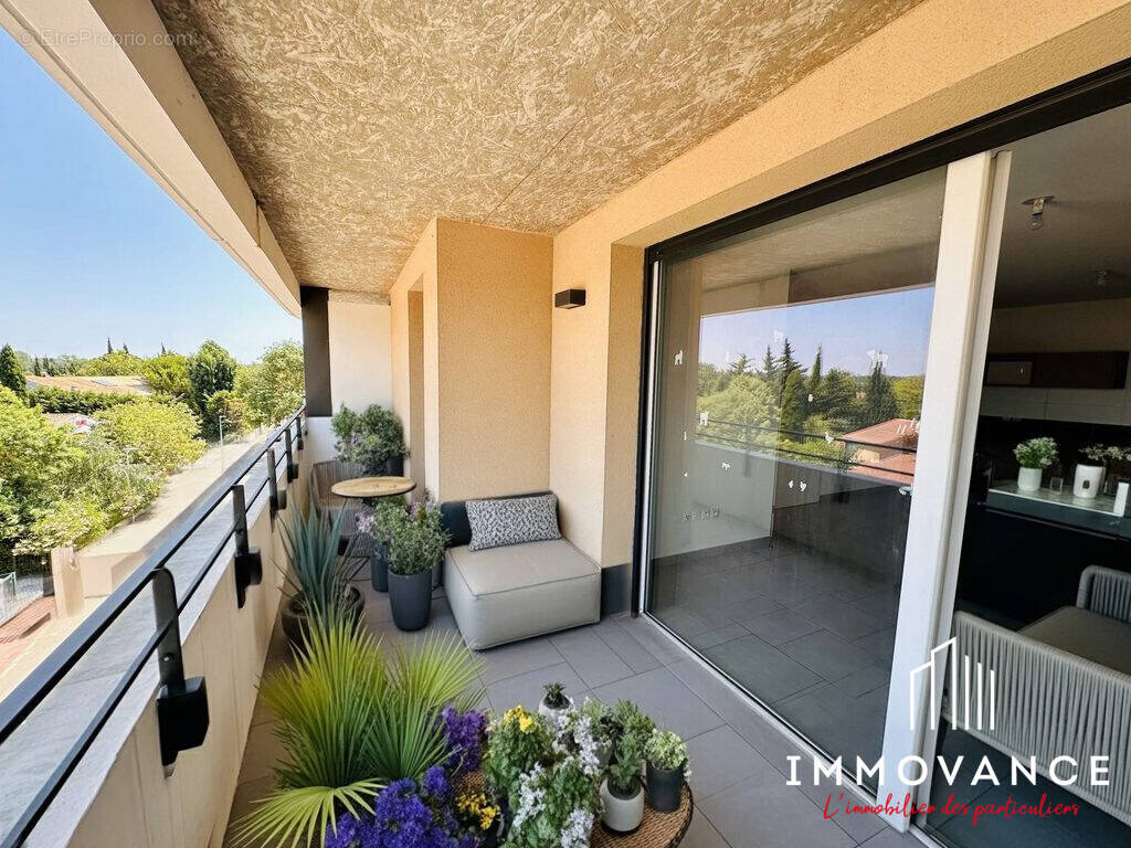 Appartement à LATTES