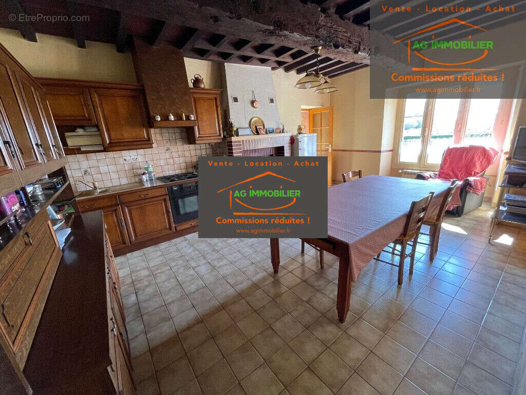 Maison à SAINT-GILLES