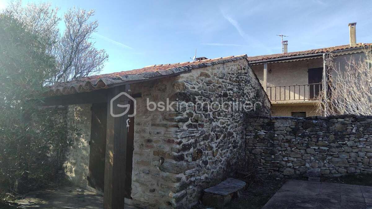 Maison à SAINT-ETIENNE-LES-ORGUES