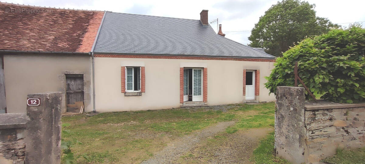 Maison à PERASSAY