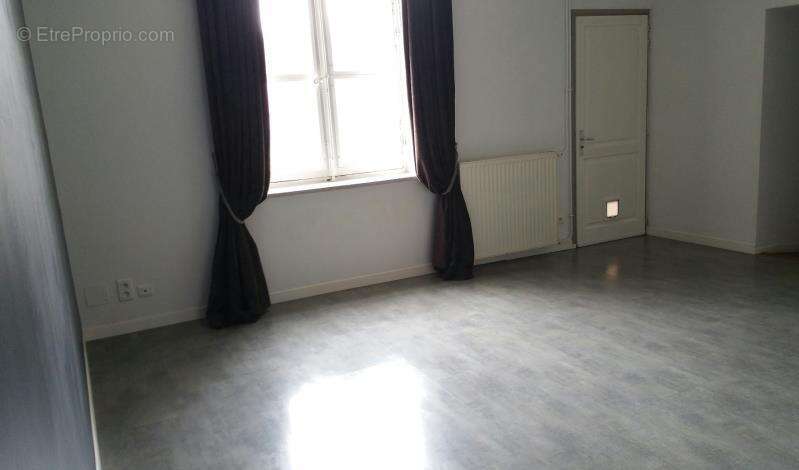 Appartement à LEVIGNAC