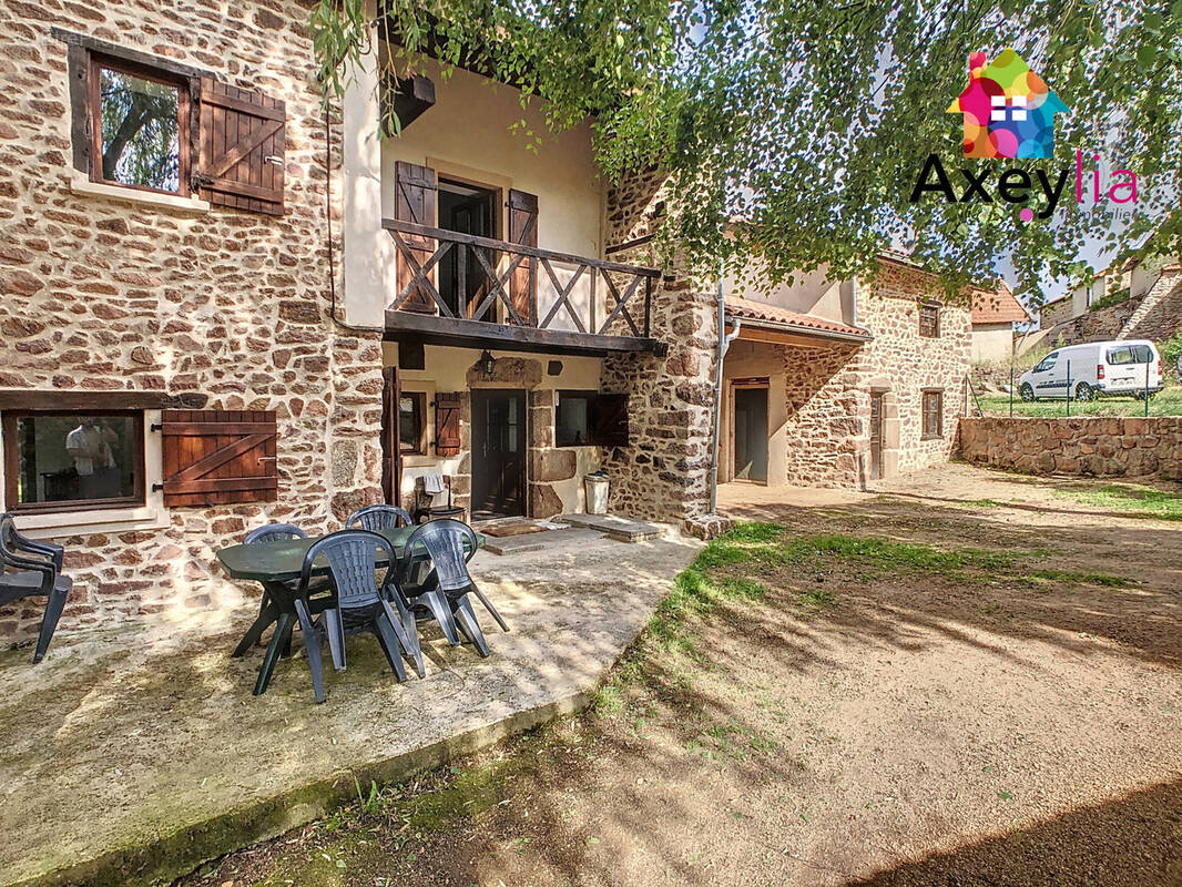 Maison à SAINT-MARTIN-D'ESTREAUX