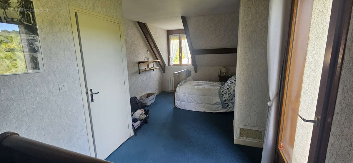 Maison à JUSSY