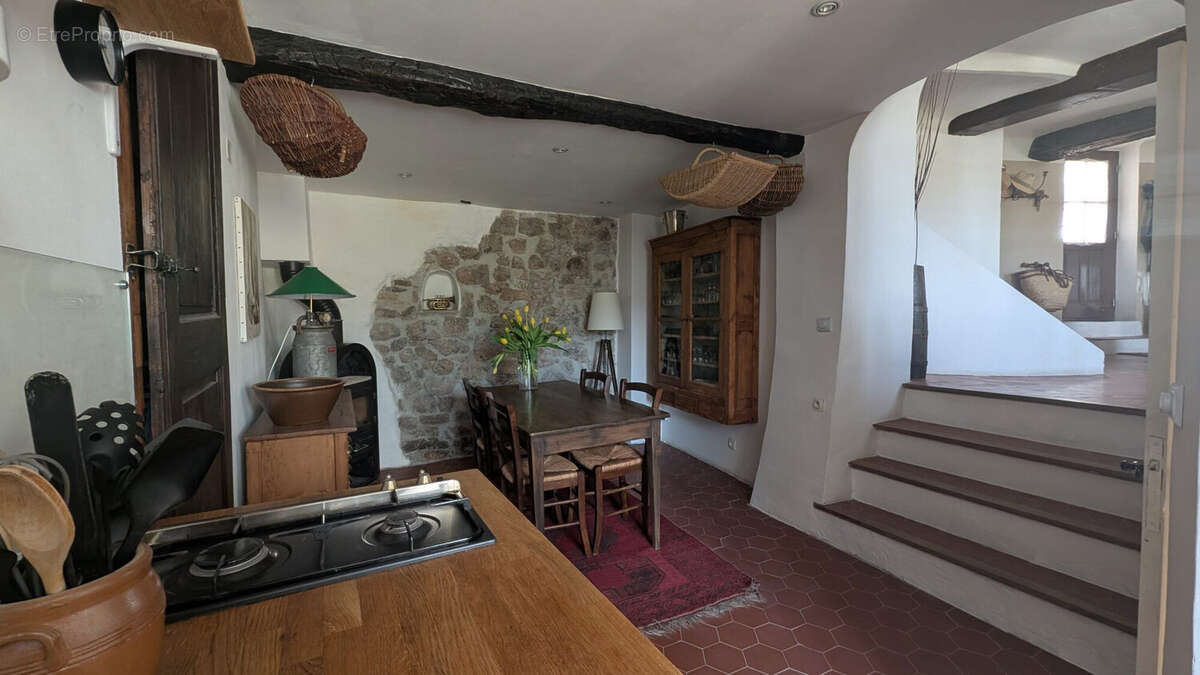 Maison à GONFARON