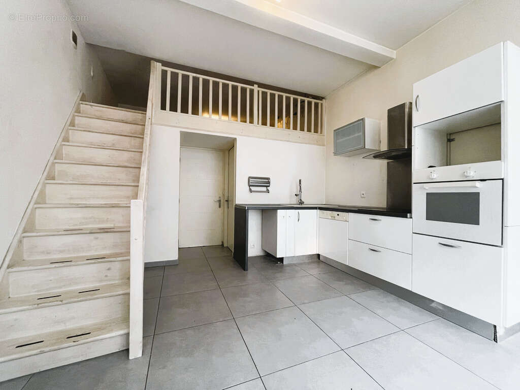 Appartement à DOMENE