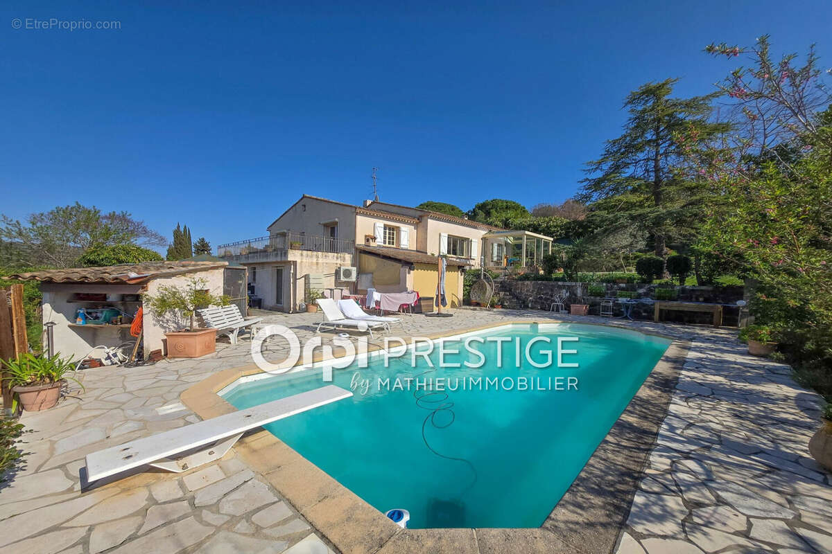 Maison à BIOT