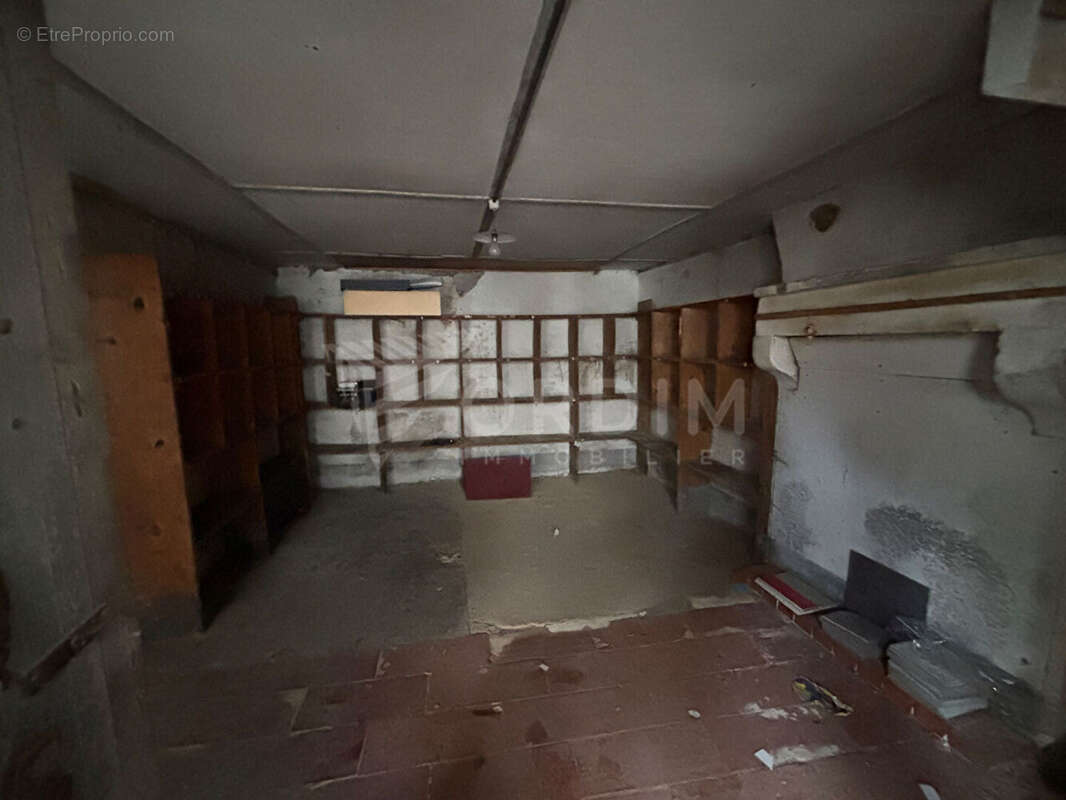 Maison à SAINT-MARTIN-SUR-ARMANCON