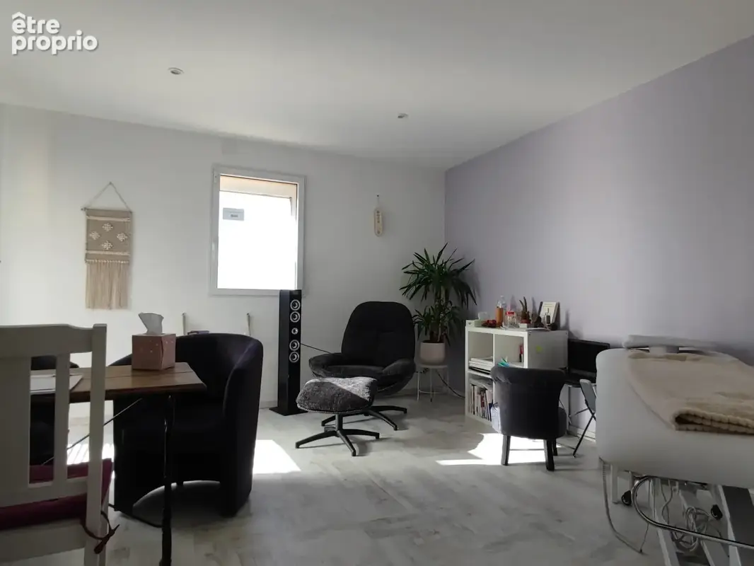 Maison PMR de 190 m2 sur terrain de 5 000 m2 - photo 11