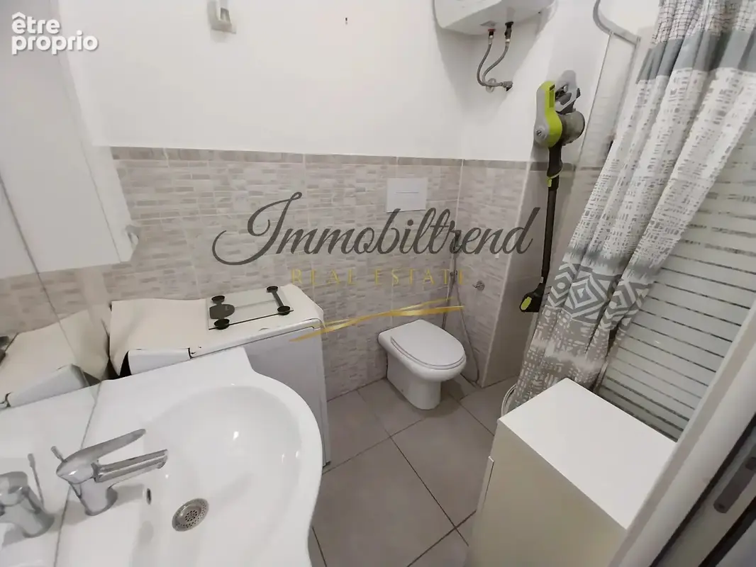 Exclusivite !! menton centre/mairie - coquet studio avec balcon - photo 11