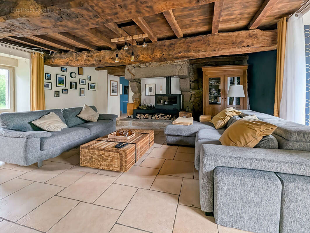 Maison à SENS-DE-BRETAGNE