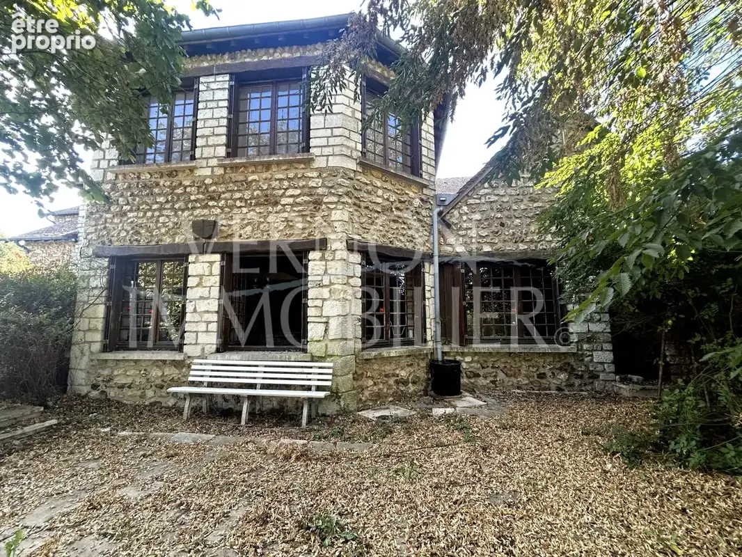 Maison 10 pièces 270 m² à vendre à Vernon (27200) - photo 2