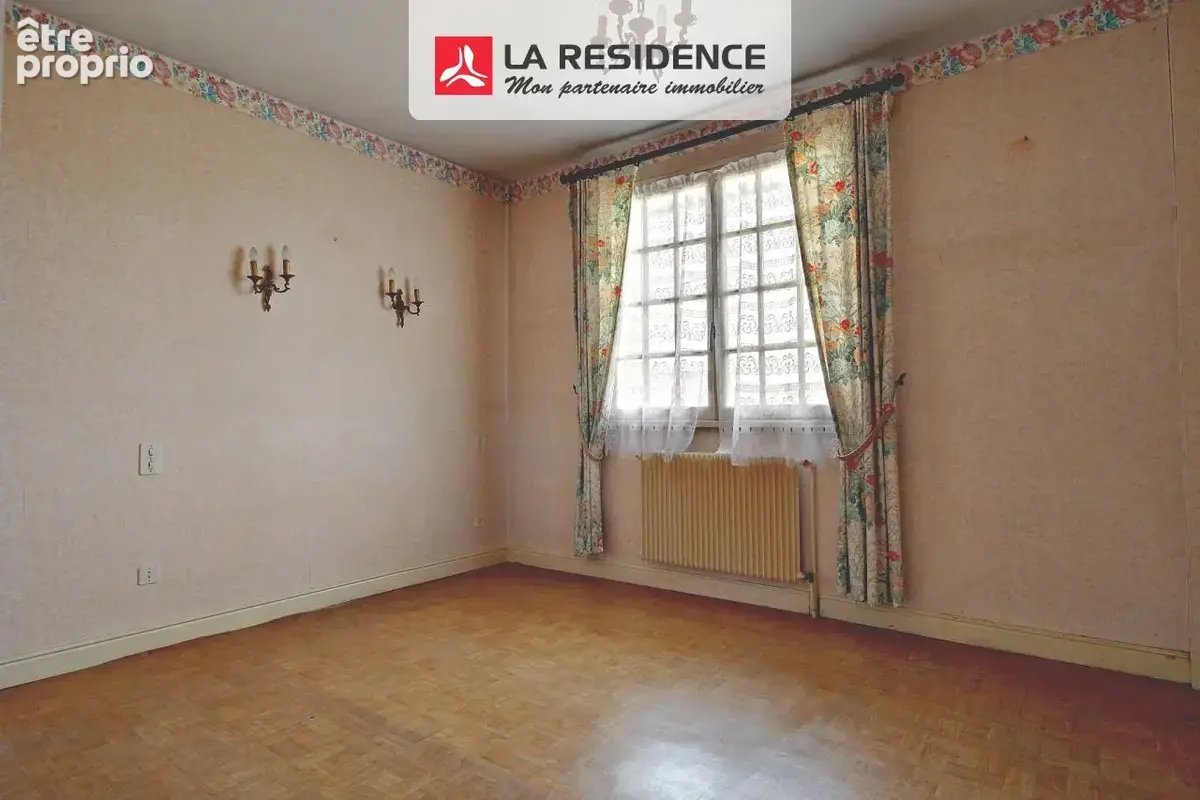 Maison 125 m² à Saint-Etienne-Du-Rouvray  - photo 4