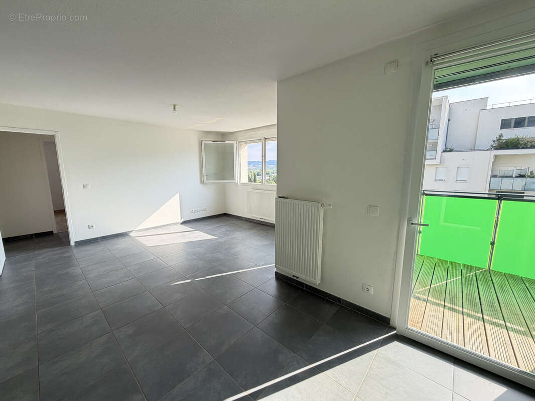 T3 quartier des passerelles - 6e étage vue dégagée sur les montagnes - photo 5