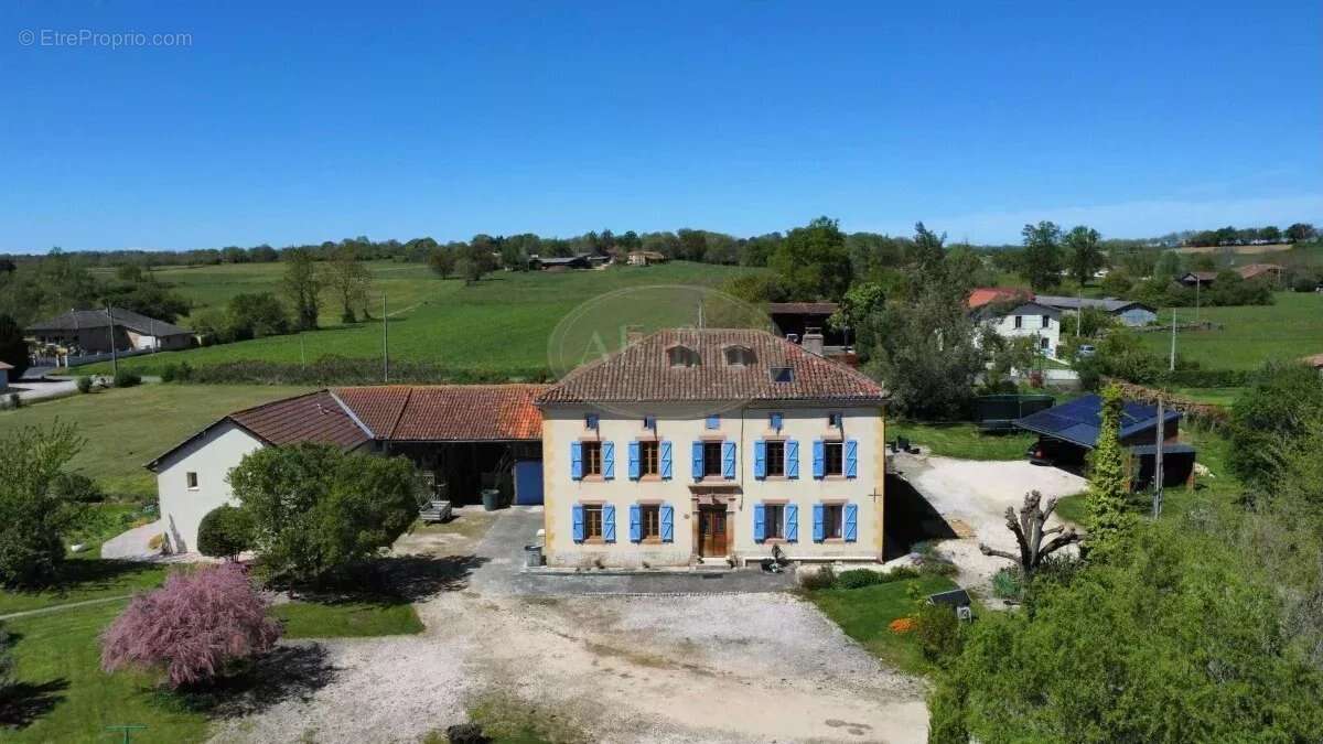 Maison à BOULOGNE-SUR-GESSE