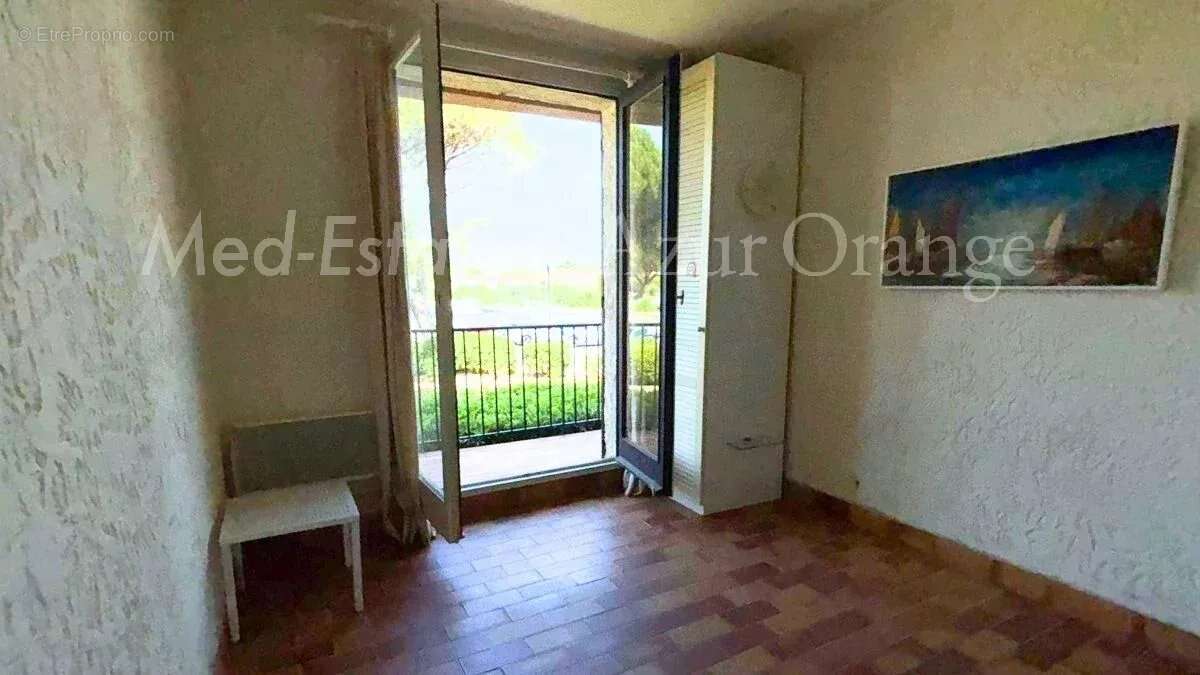 Appartement à GRIMAUD