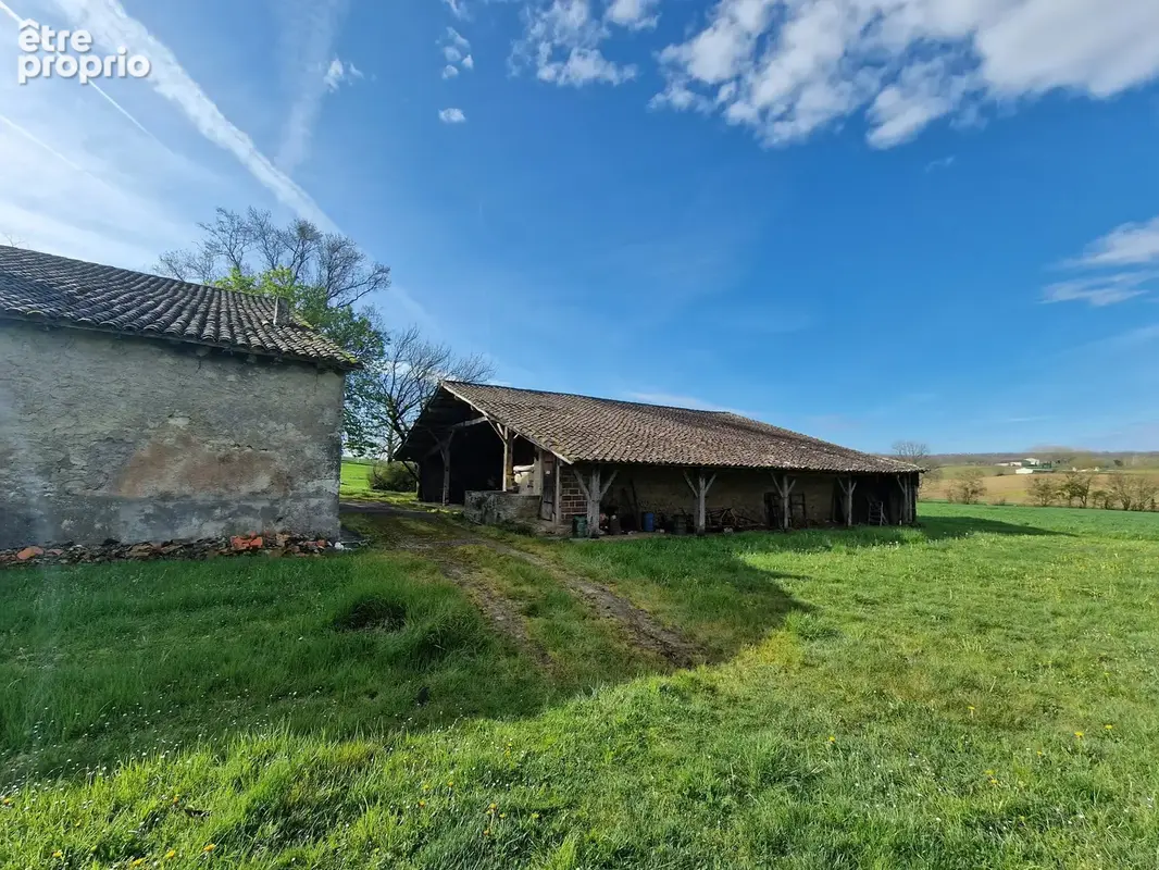 Ferme de charme à rénover avec un énorme potentiel - photo 8