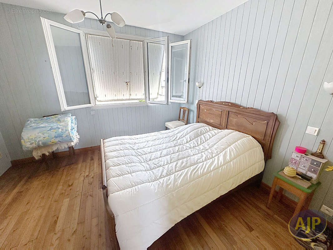 Maison à LA ROMAGNE