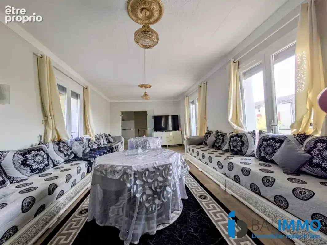 Maison 6 pièces 130 m² à vendre à Carmaux (81400) - photo 3