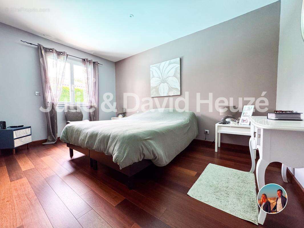 Maison 116 m² à Lacanau  - photo 8