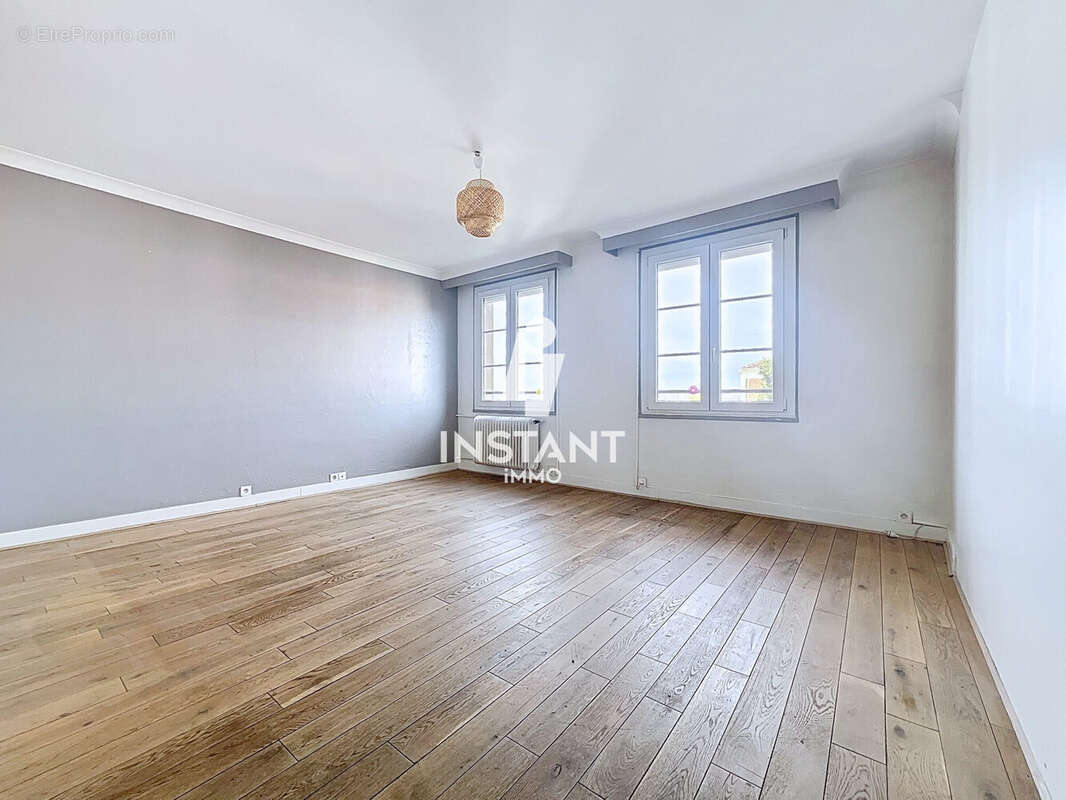 Séjour - Appartement à VITRY-SUR-SEINE
