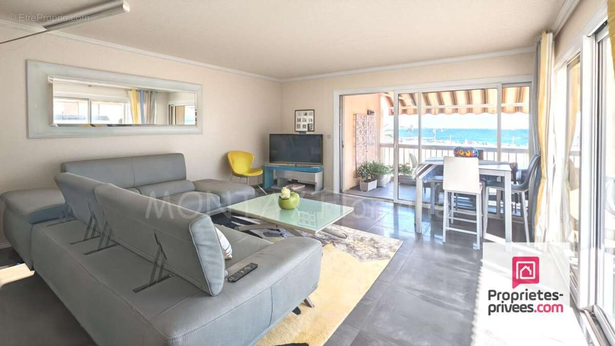Appartement à FREJUS