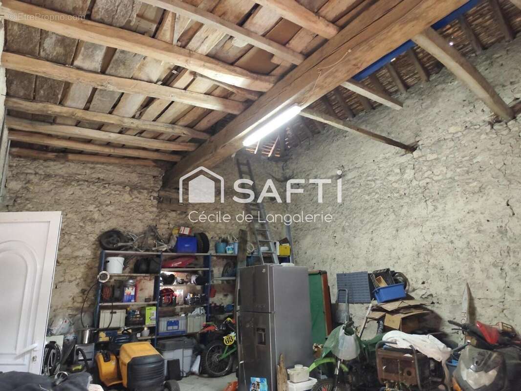 Maison 136 m² à Mezieres-En-Brenne  - photo 9