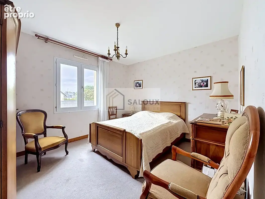 Noyal-Muzillac - centre bourg, Maison T5 de 119 m² - photo 8