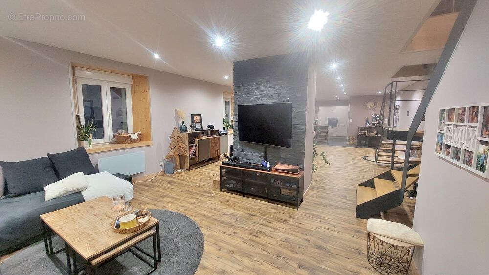 Appartement à MAICHE