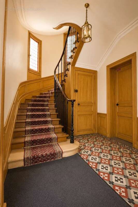Appartement à VERSAILLES