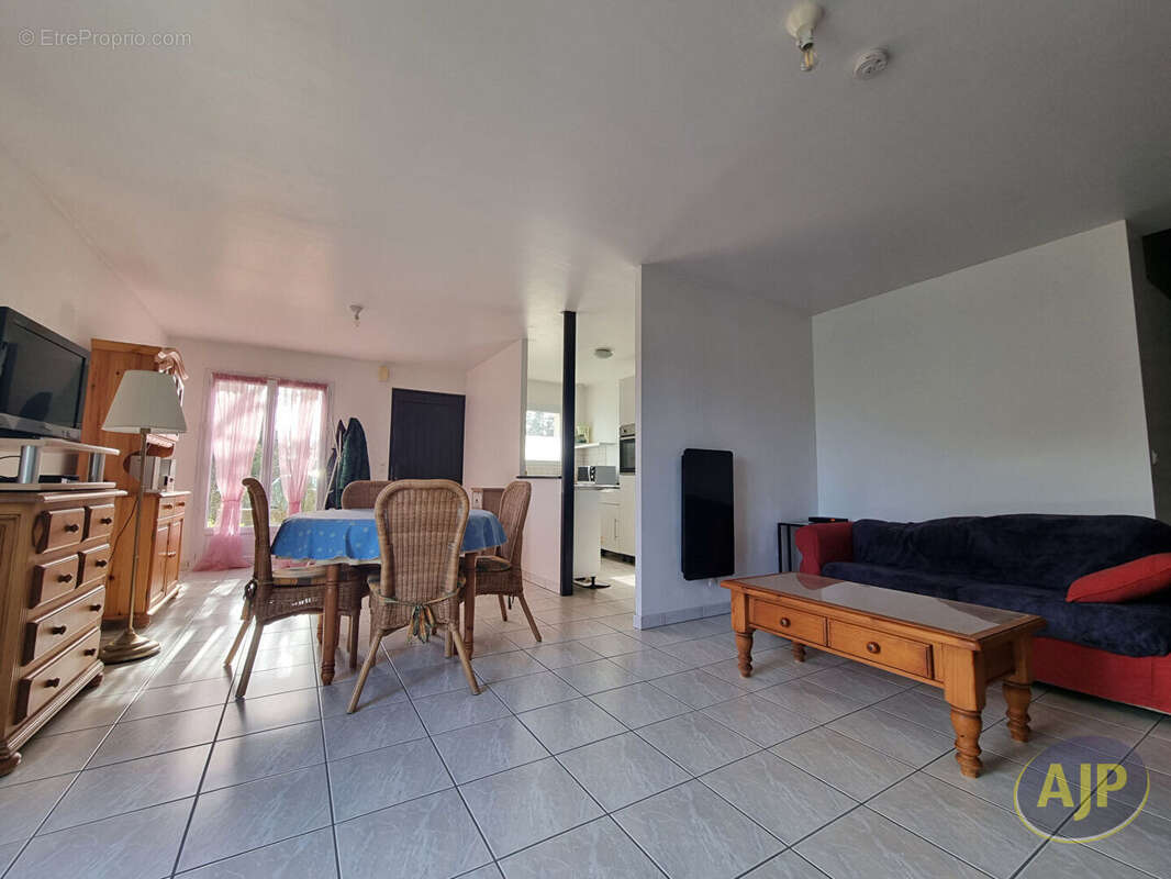 Maison à SAINT-PHILBERT-DE-GRAND-LIEU