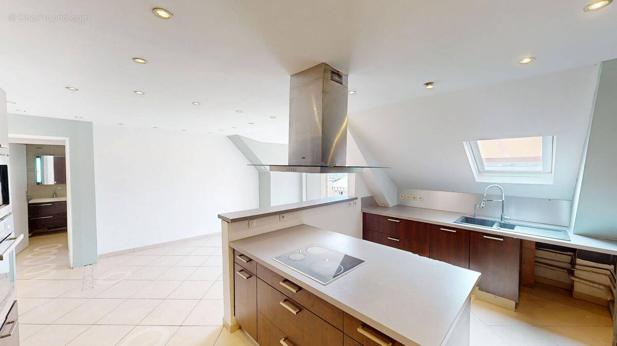 Appartement à SAINT-DENIS