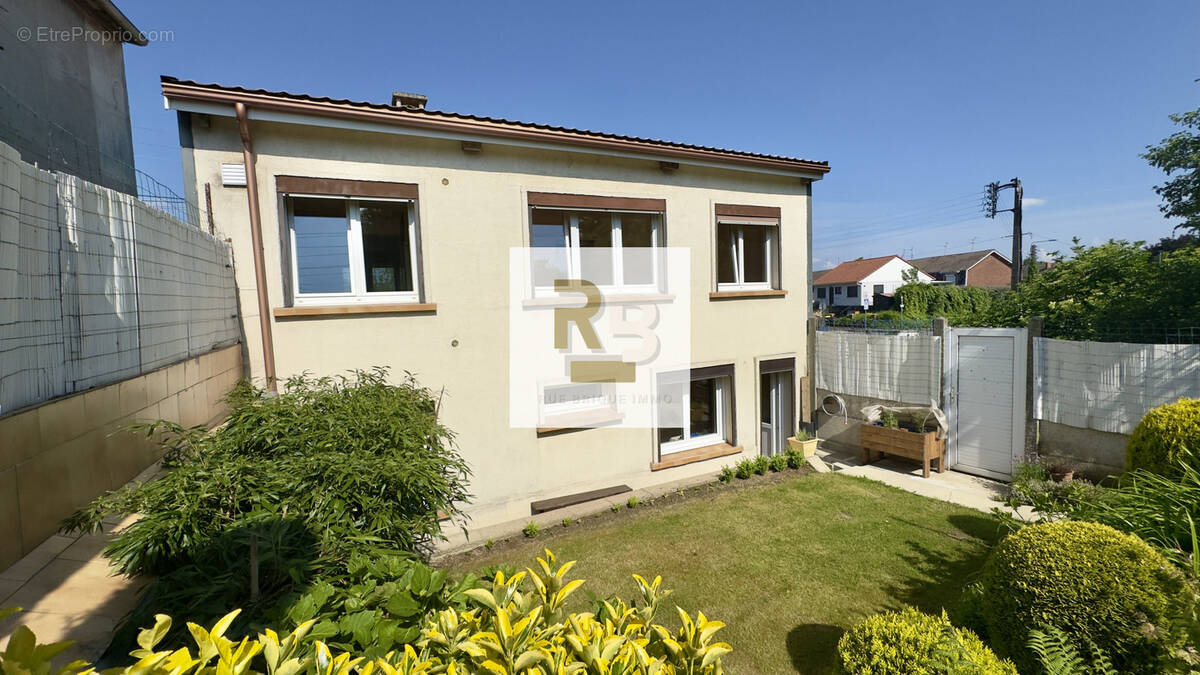 Maison à AVION