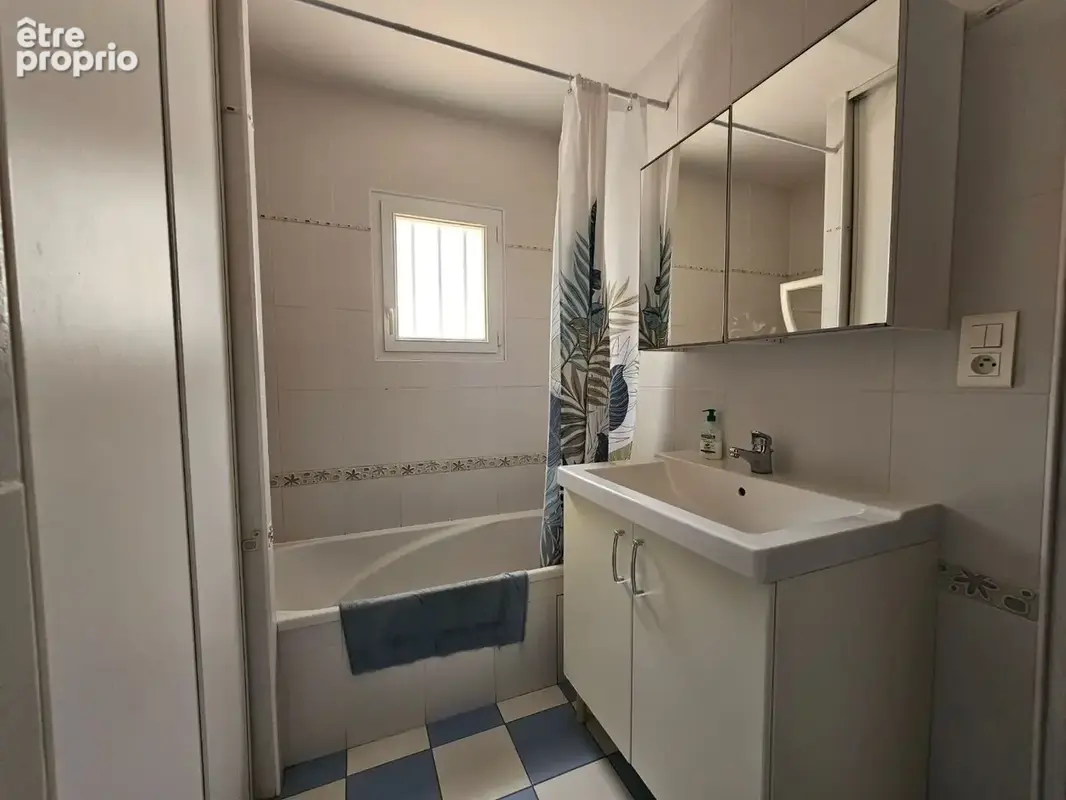 Maison 99 m² à Challans  - photo 9