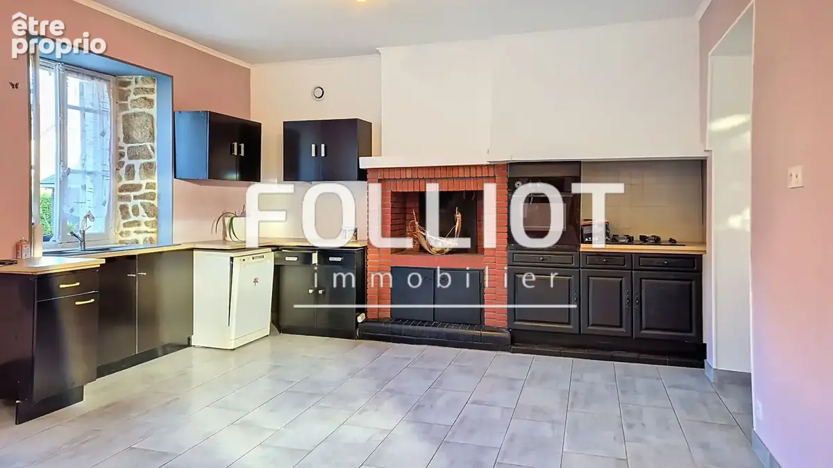 A VENDRE Maison de maître centre Sartilly - photo 3