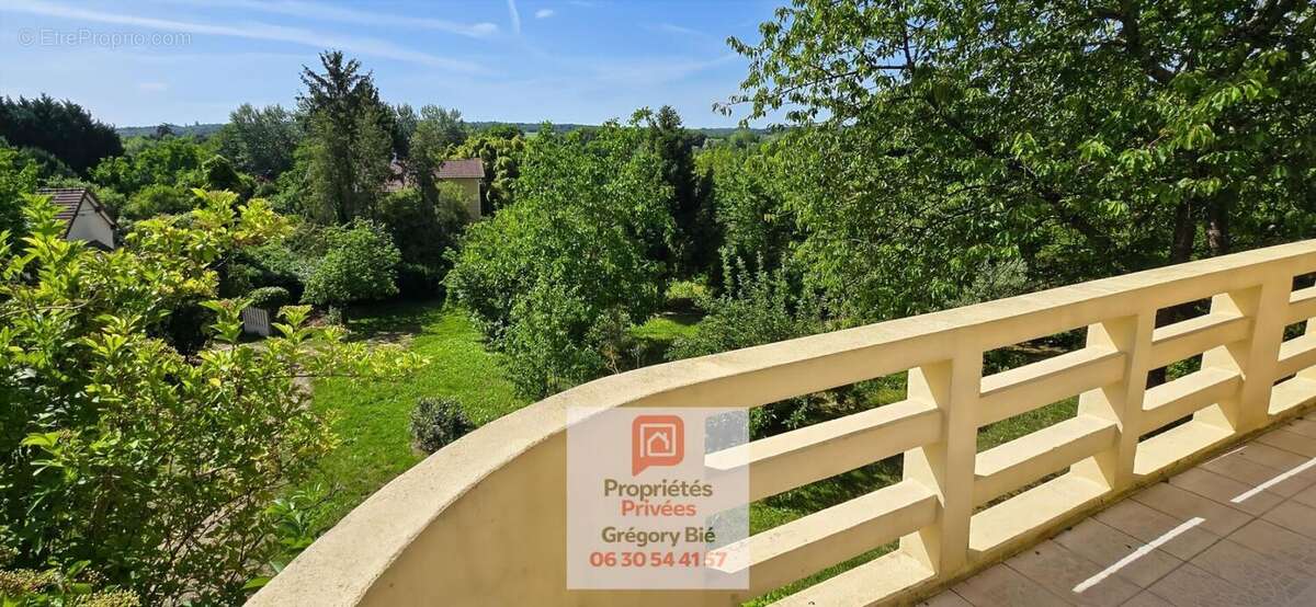 Maison bourgeoise 7 pièce(s) 220 m2 - photo 8
