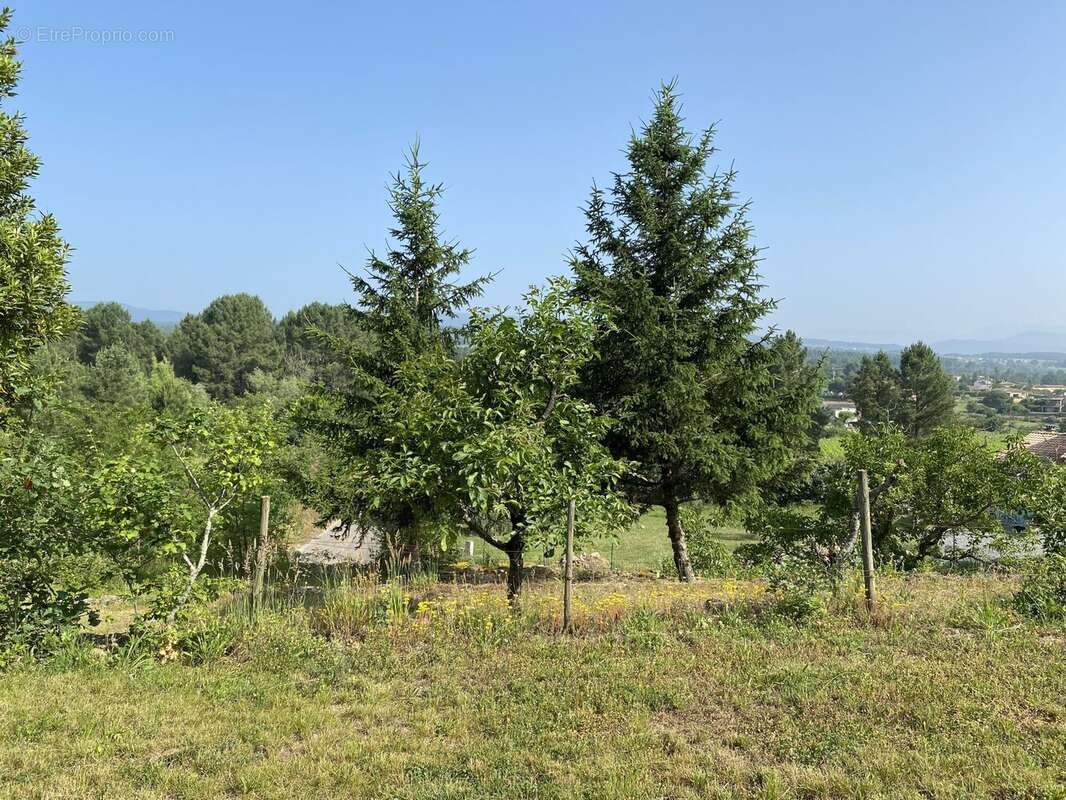 Terrain 914 m² à Lablachere  - photo 5