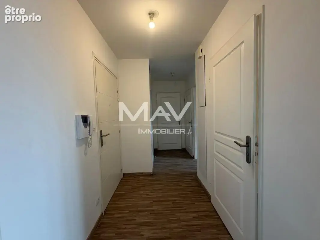 Appartement 3 pièces 59 m² à vendre à Lesquin (59810) - photo 4