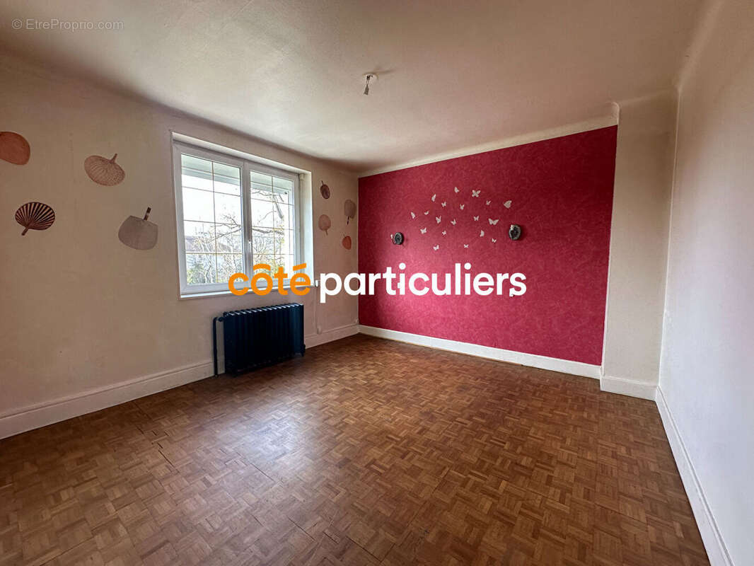 Maison à SAINT-AMAND-MONTROND