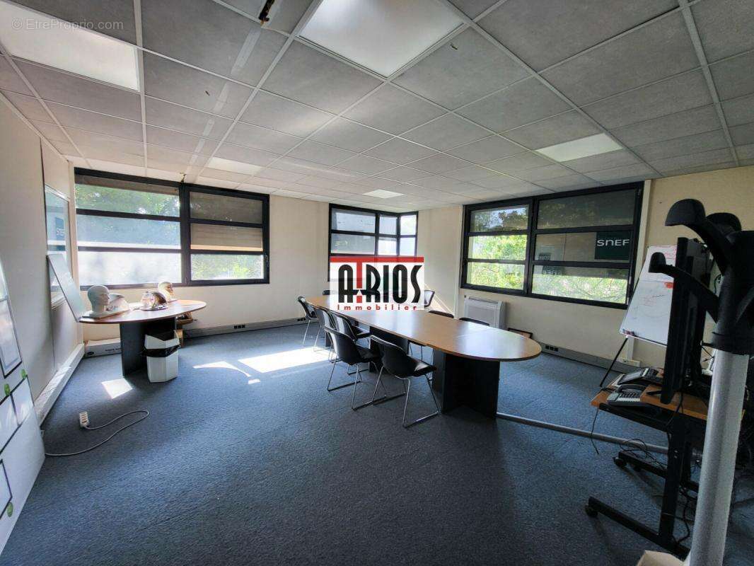 Commerce à LA SEYNE-SUR-MER