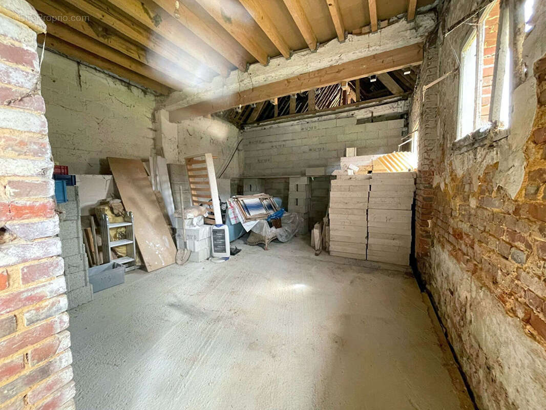 Maison à TRIE-CHATEAU