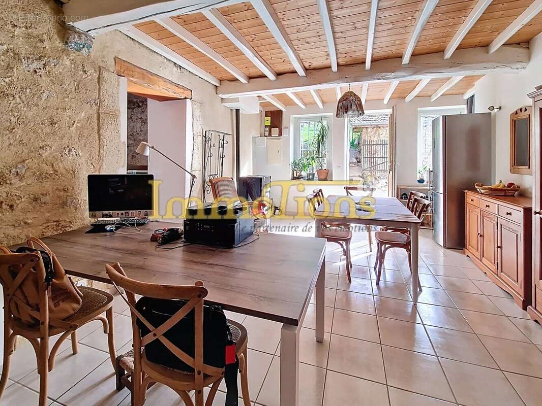 Maison à SAINT-JUST-DE-CLAIX