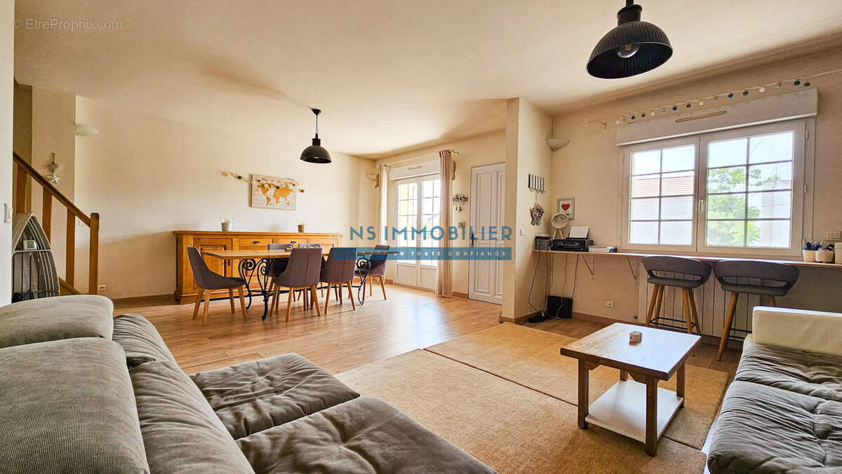 Maison à HOUILLES