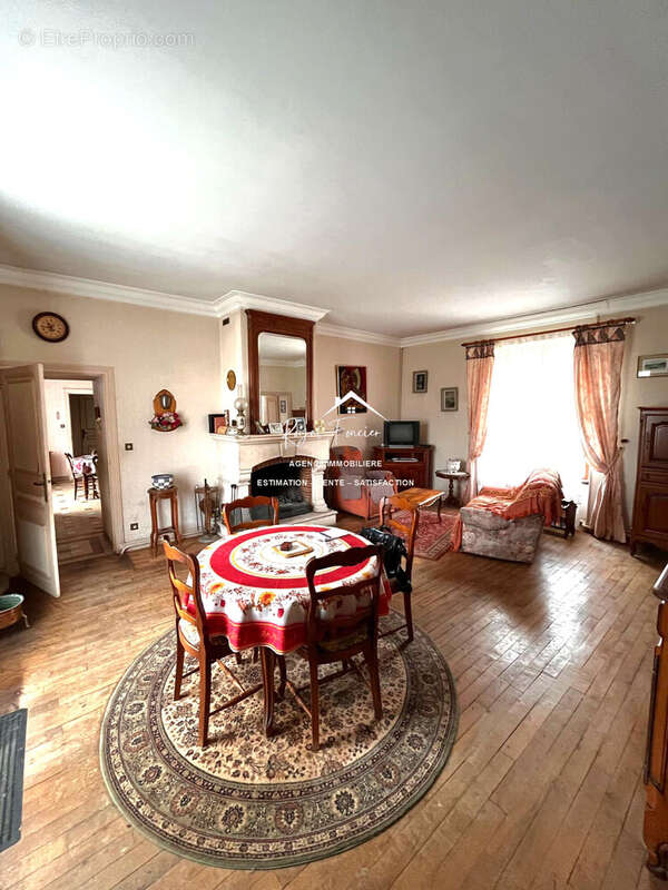 Séjour - Maison à LOCHES