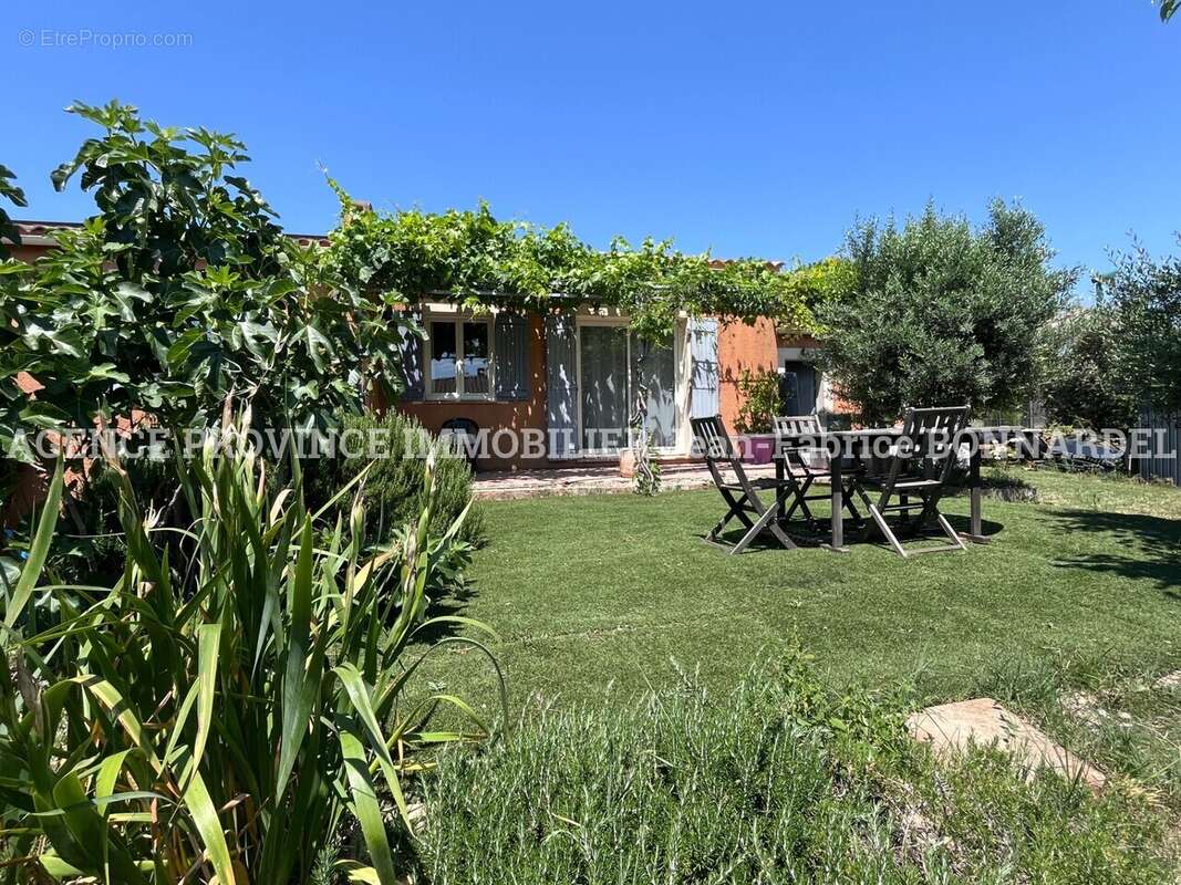 Maison 97 m² à Suze-La-Rousse  - photo 18