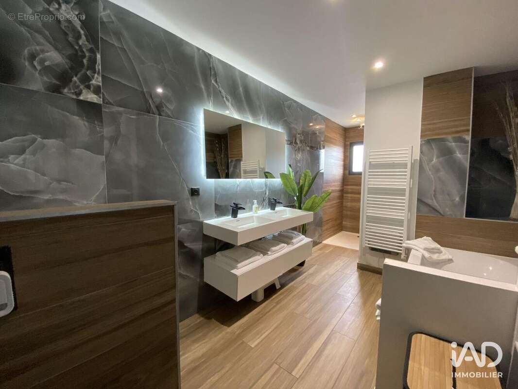 Maison 149 m² à Villematier  - photo 9