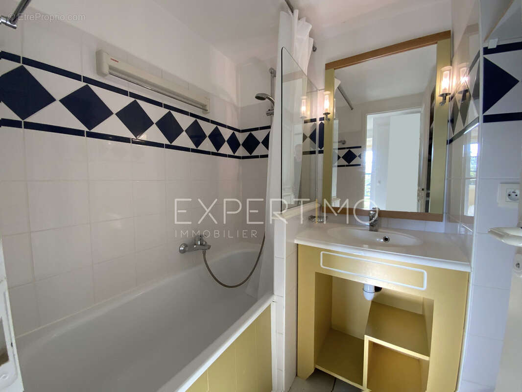 Appartement à TALMONT-SAINT-HILAIRE