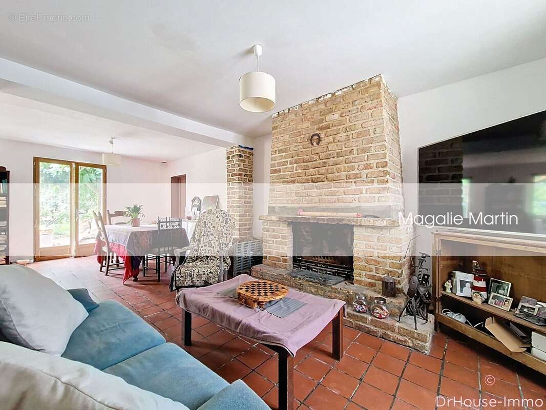 Maison 130 m² à Jouy-Le-Moutier  - photo 102