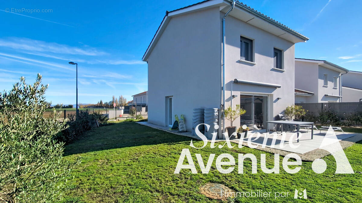 Maison à COLOMBIER-SAUGNIEU