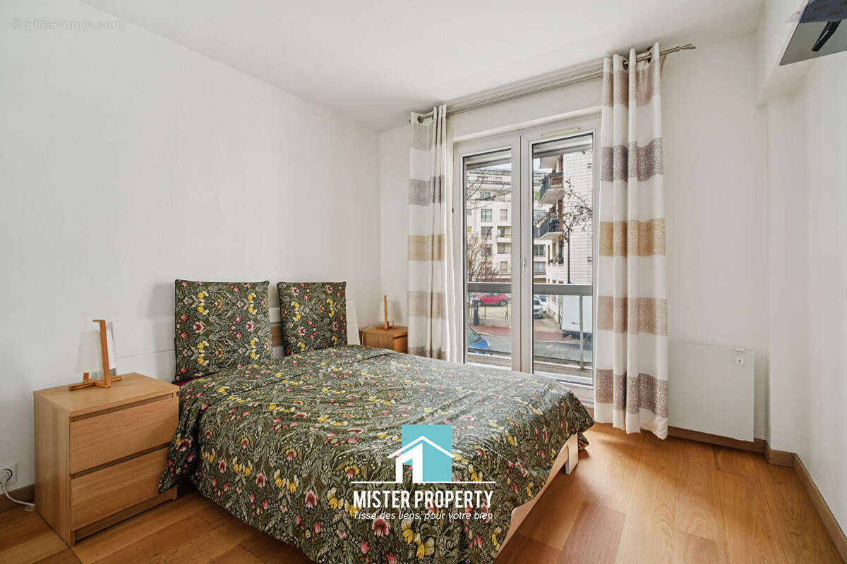 Appartement à LEVALLOIS-PERRET