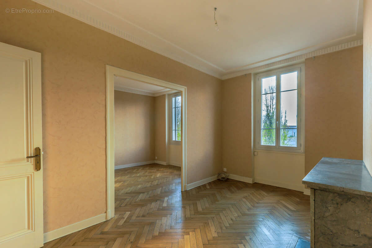 Appartement à LYON-7E